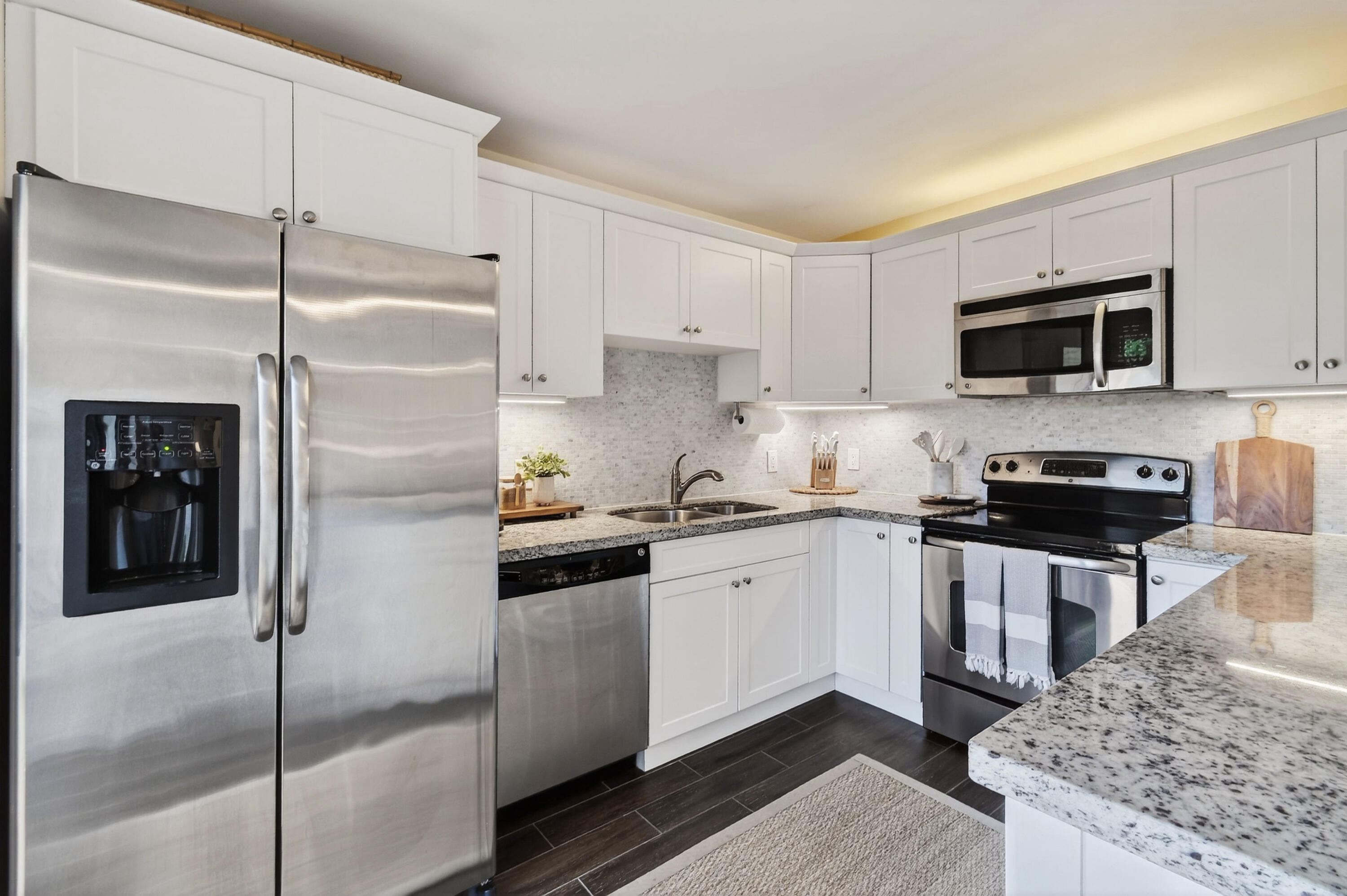 TEQUESTA HILLS CONDO - Residential