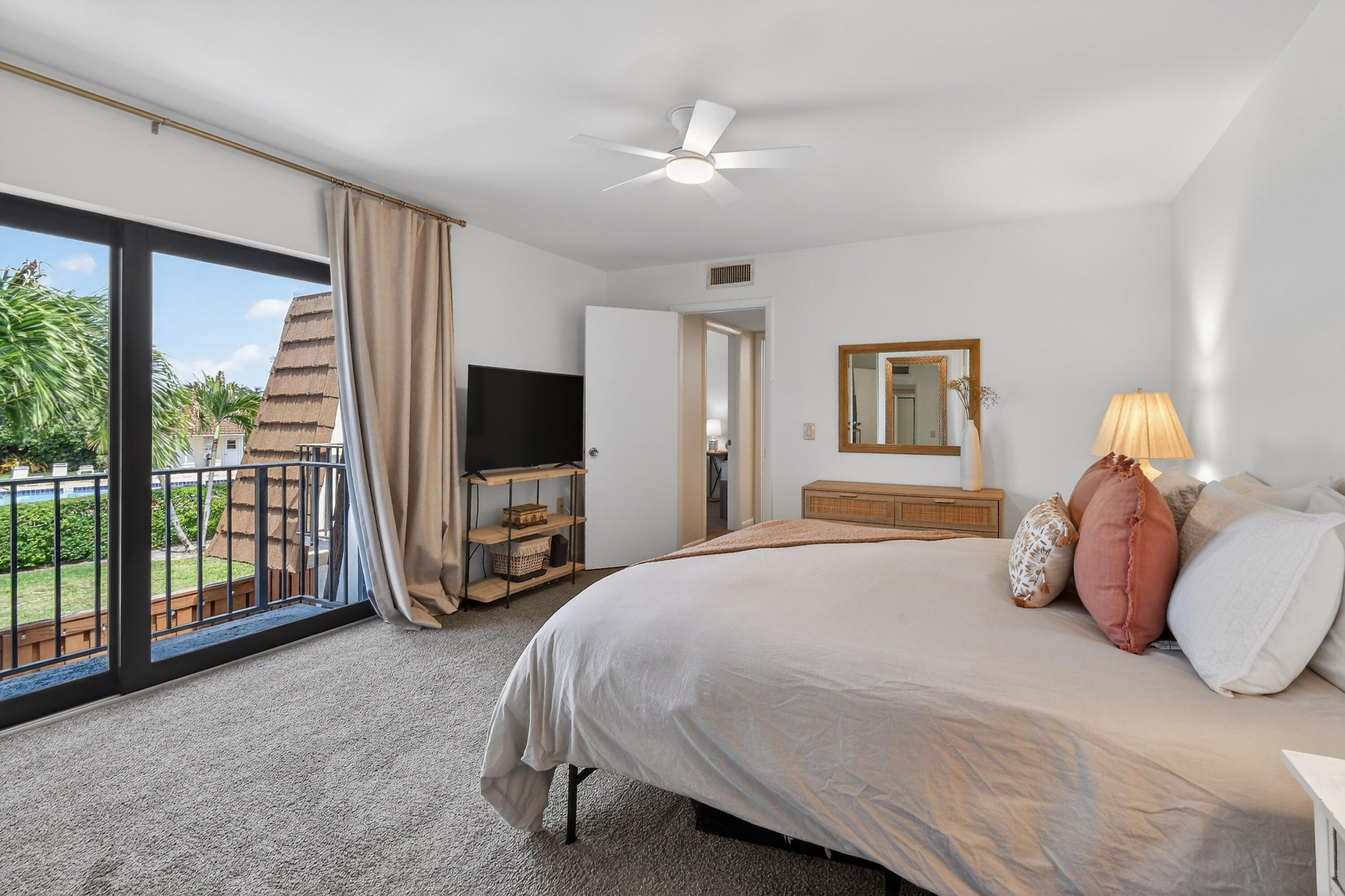 TEQUESTA HILLS CONDO - Residential