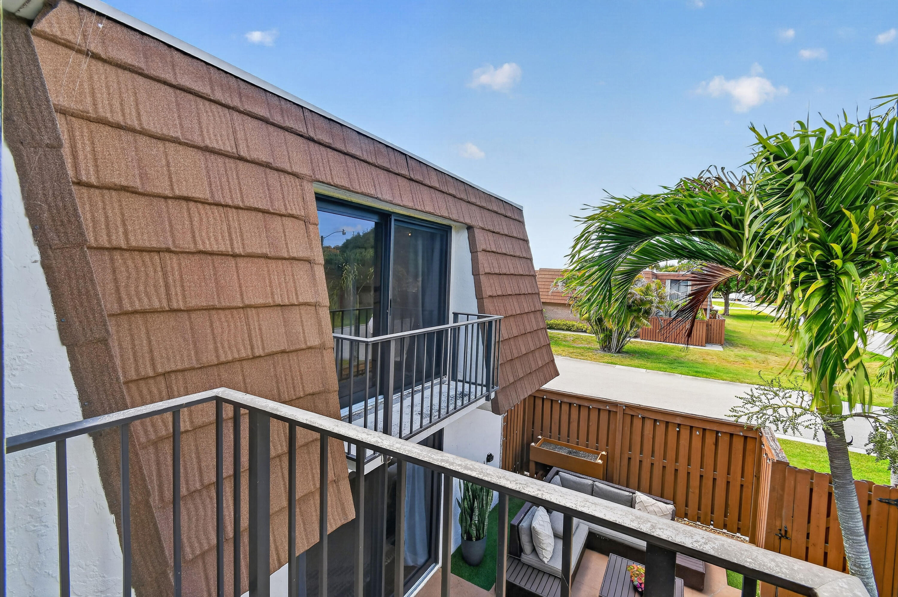 TEQUESTA HILLS CONDO - Residential