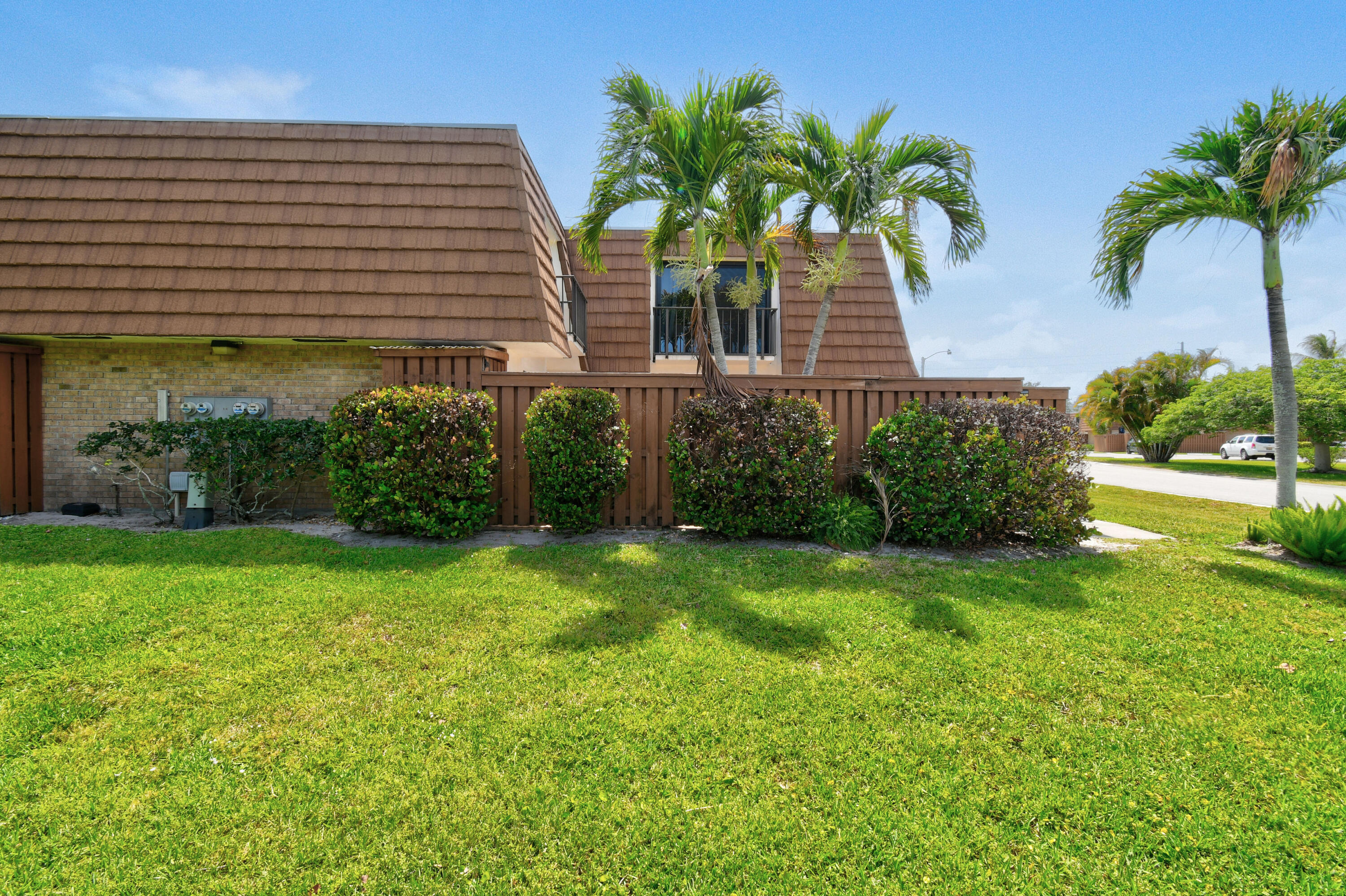 TEQUESTA HILLS CONDO - Residential