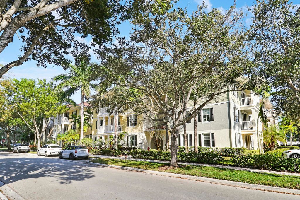 Photo of 275 Murcia Drive #212, Jupiter, FL 33458 (MLS # B26018847)