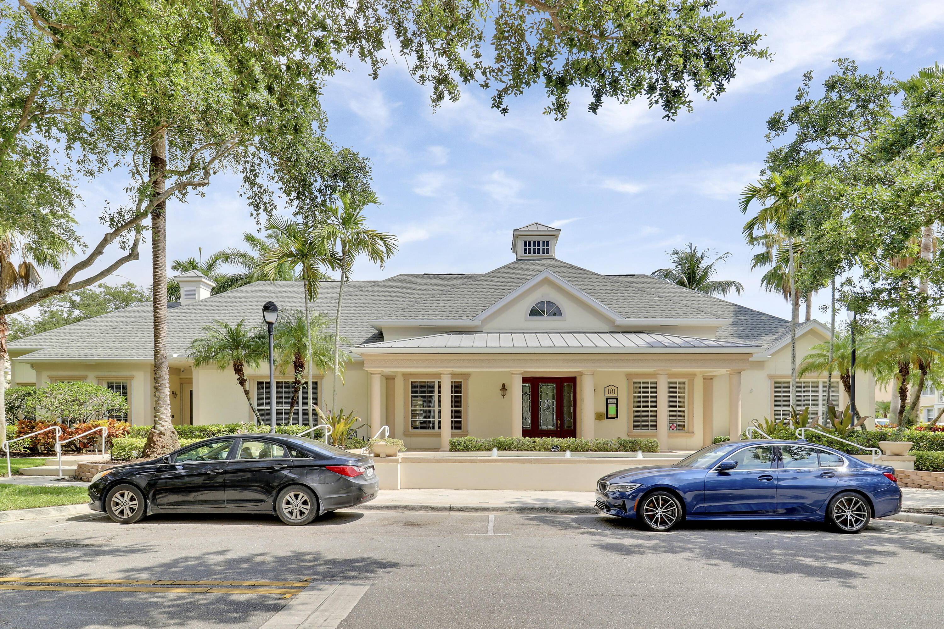 SOMERSET AT ABACOA CONDO - Residential Lease