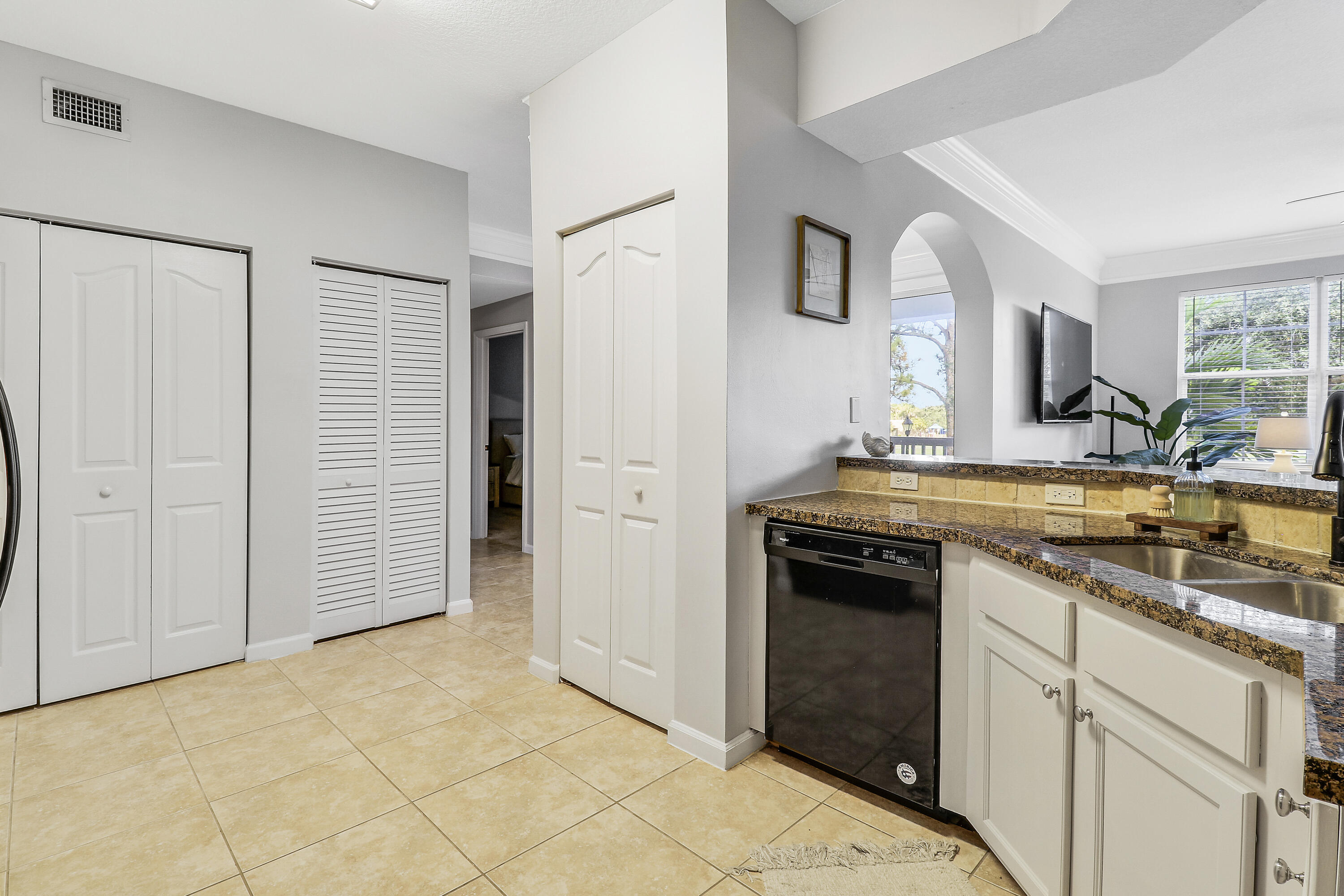 SOMERSET AT ABACOA CONDO - Residential Lease