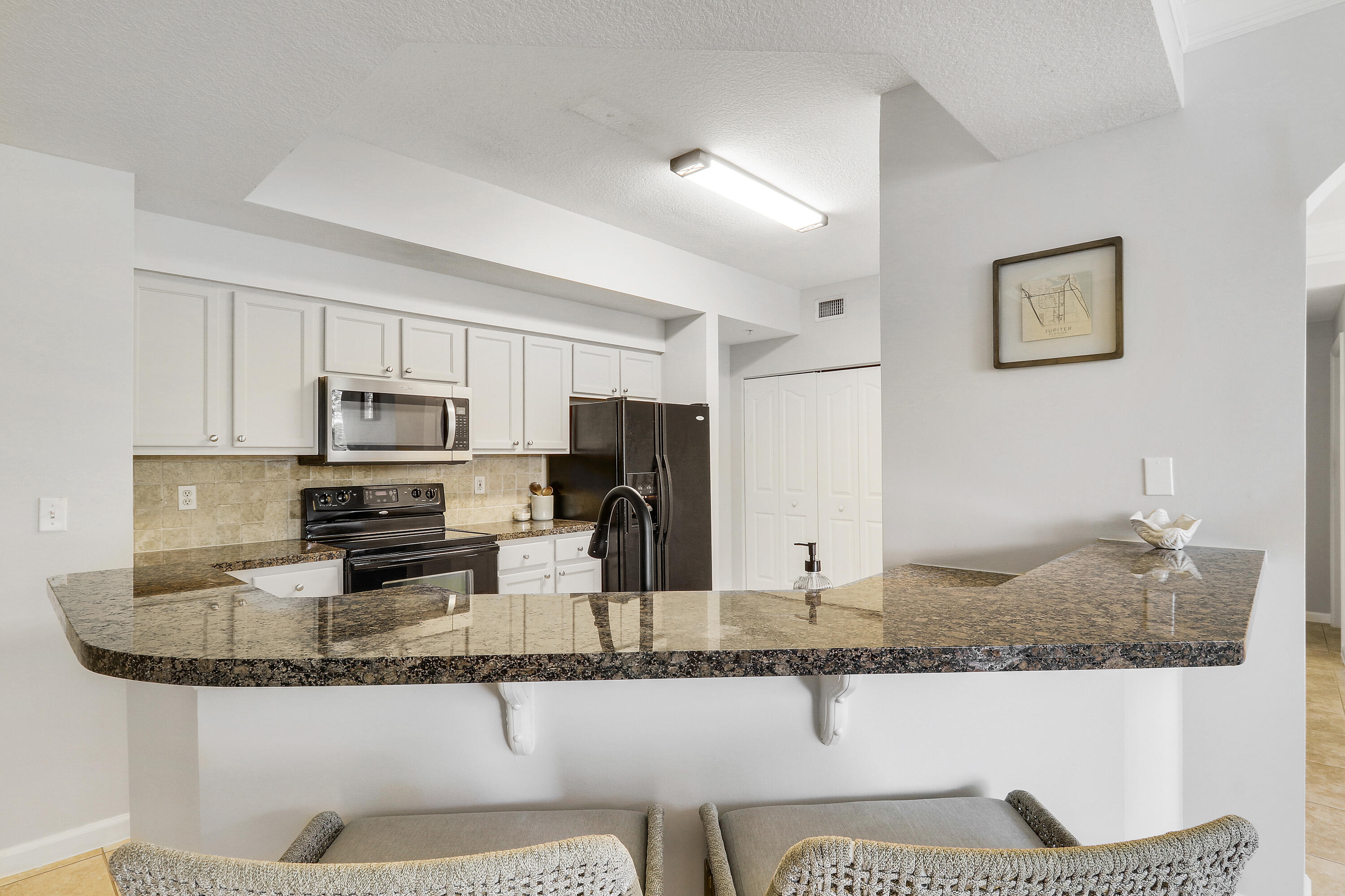 SOMERSET AT ABACOA CONDO - Residential Lease