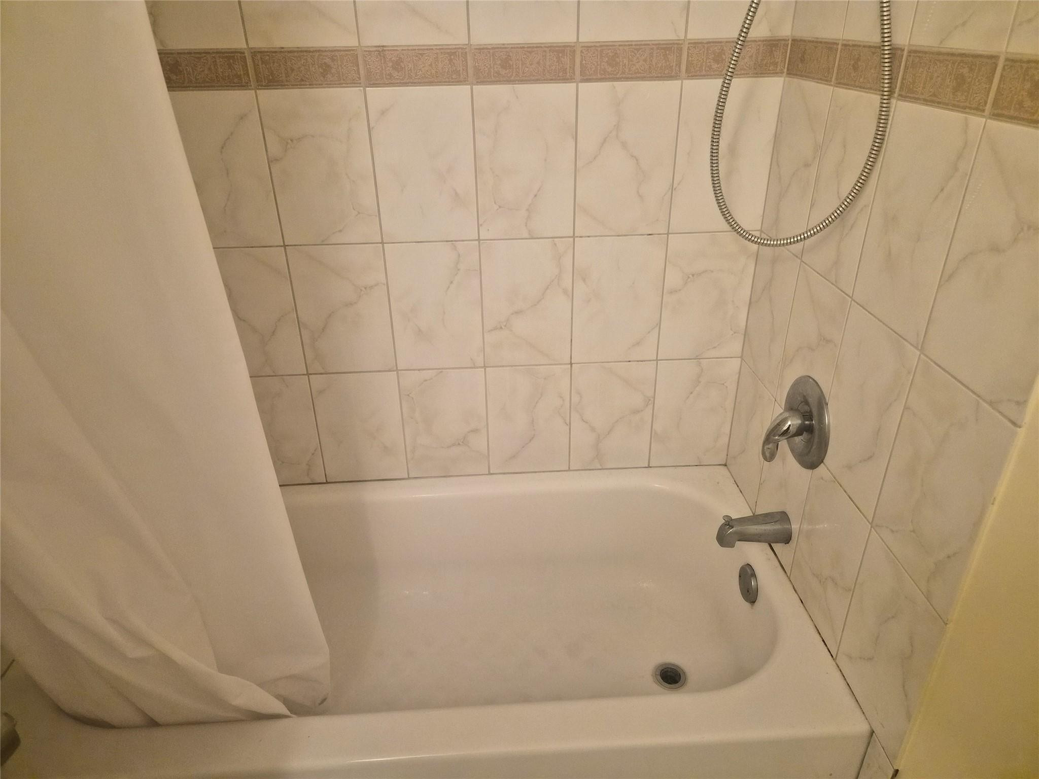 MIRAMAR CLUB - Residential