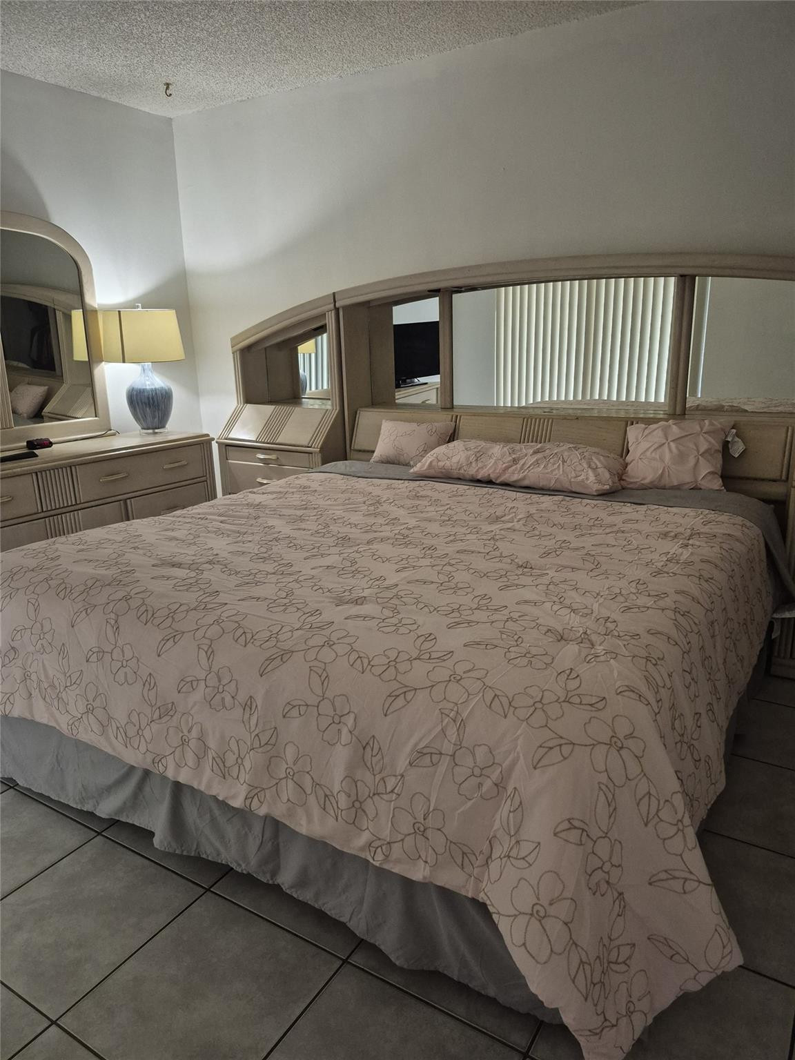 MIRAMAR CLUB - Residential