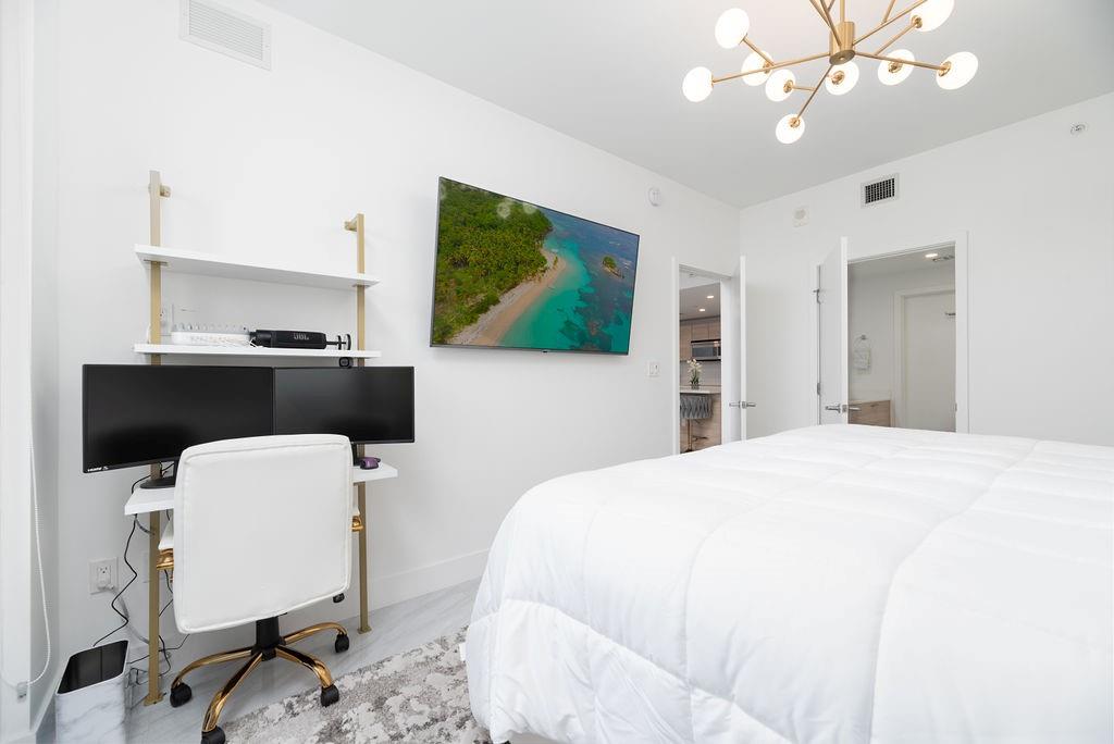 THE HARBOUR NORTH CONDO - Residential Lease