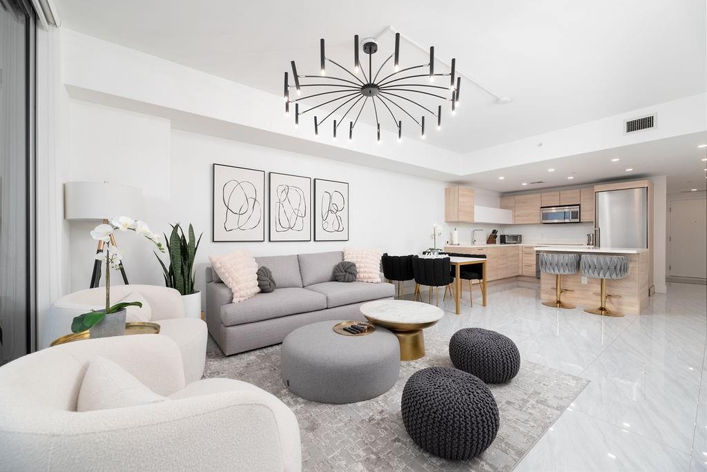 THE HARBOUR NORTH CONDO - Residential Lease