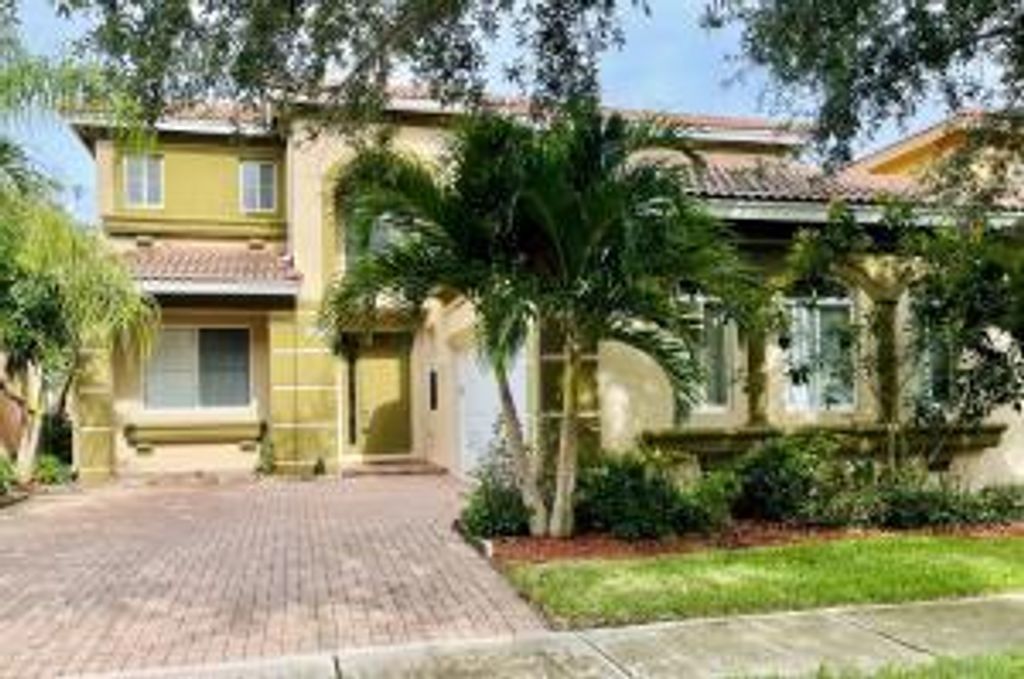Photo of 809 Triana Street, West Palm Beach, FL 33413 (MLS # R10772029)