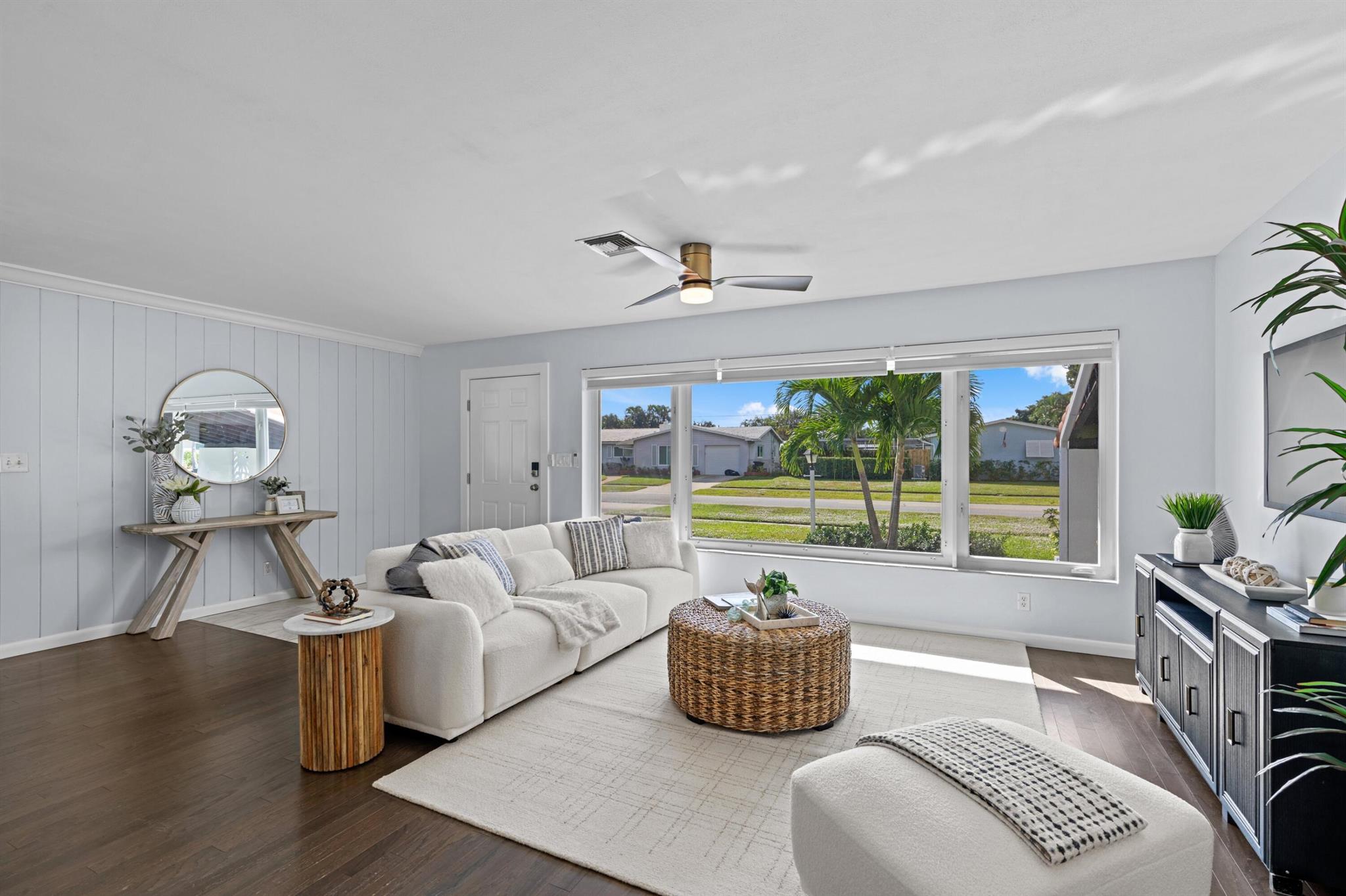 VILLAGE OF PL 1 IN PB 24 - Residential