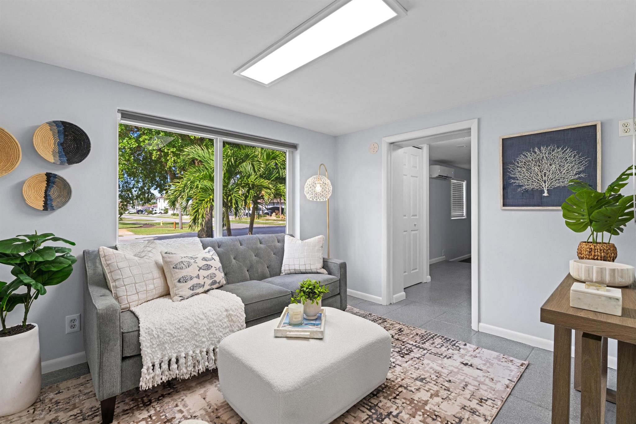 VILLAGE OF PL 1 IN PB 24 - Residential