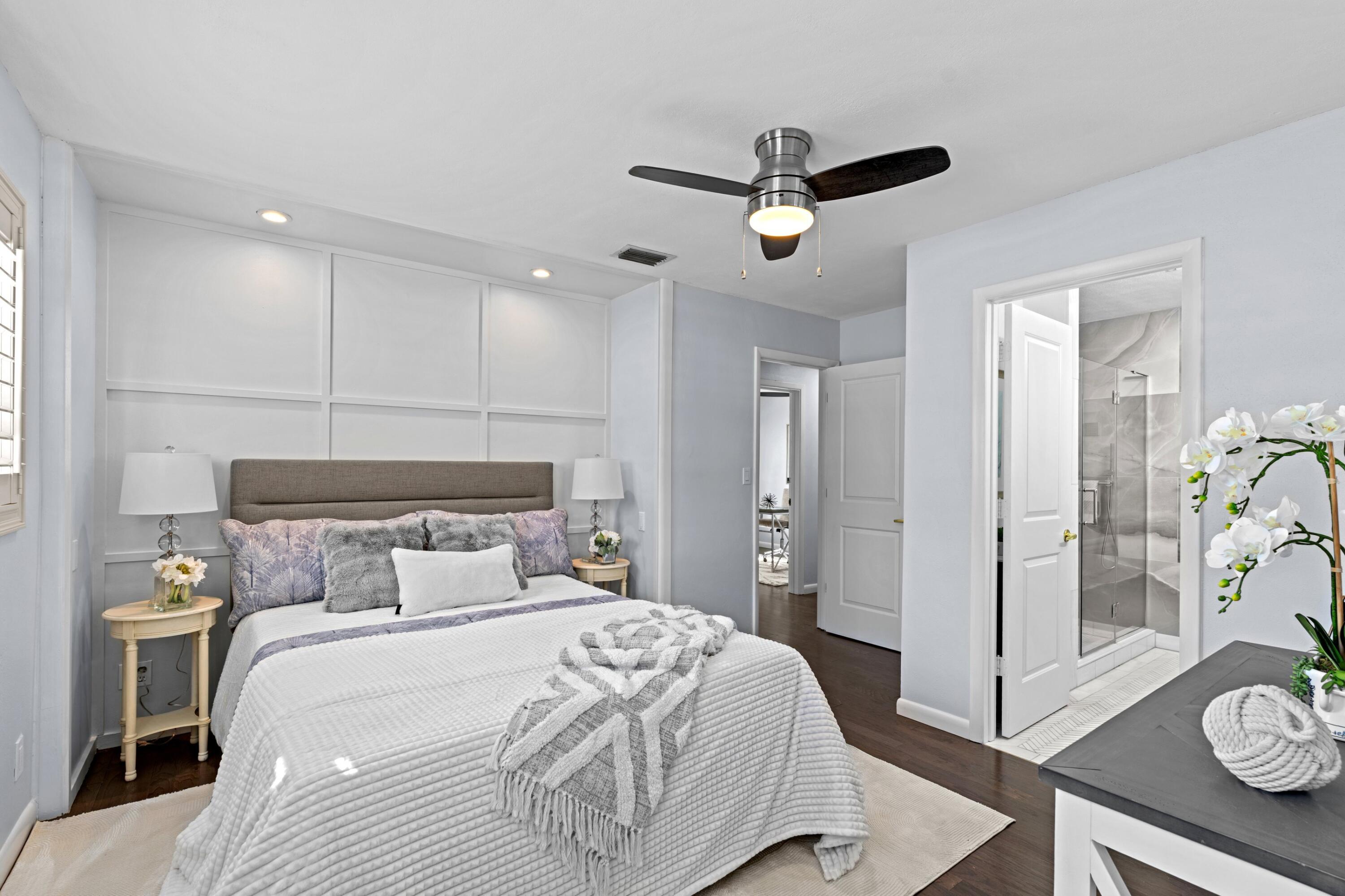 VILLAGE OF PL 1 IN PB 24 - Residential