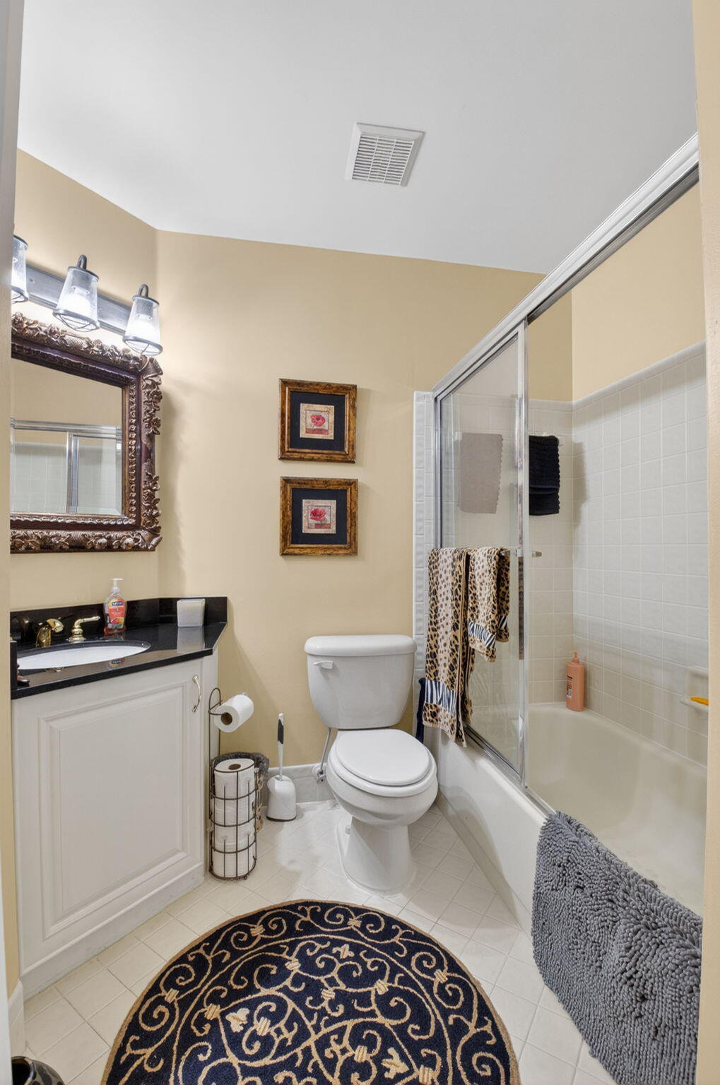PLATINA / CARRARA VILLAGE CONDO - Residential