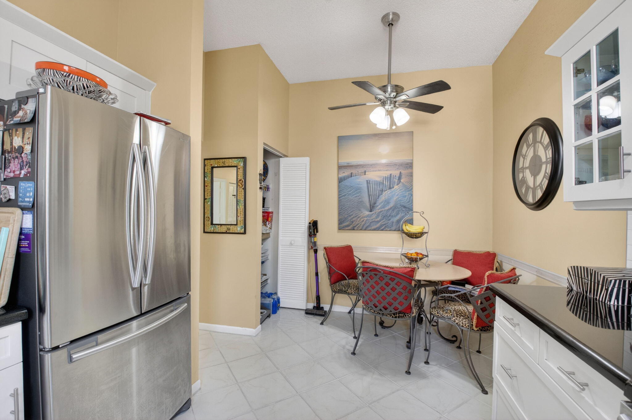 PLATINA / CARRARA VILLAGE CONDO - Residential