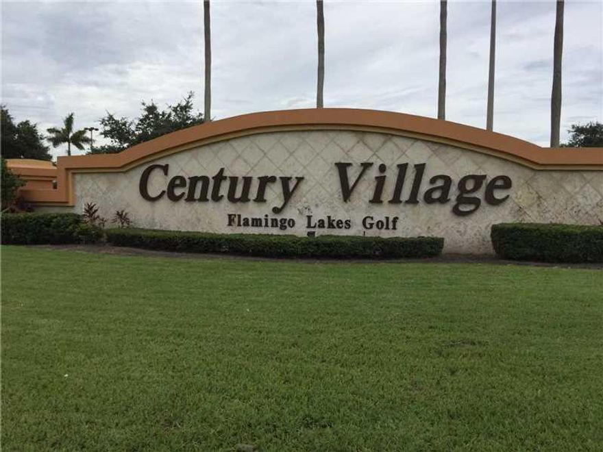 AMAZING COMMUNITY WITH LOTS OF AMMENITIES, NICE CLEAN UNIT CLOSE TO THE CLUB HOUSE!!....