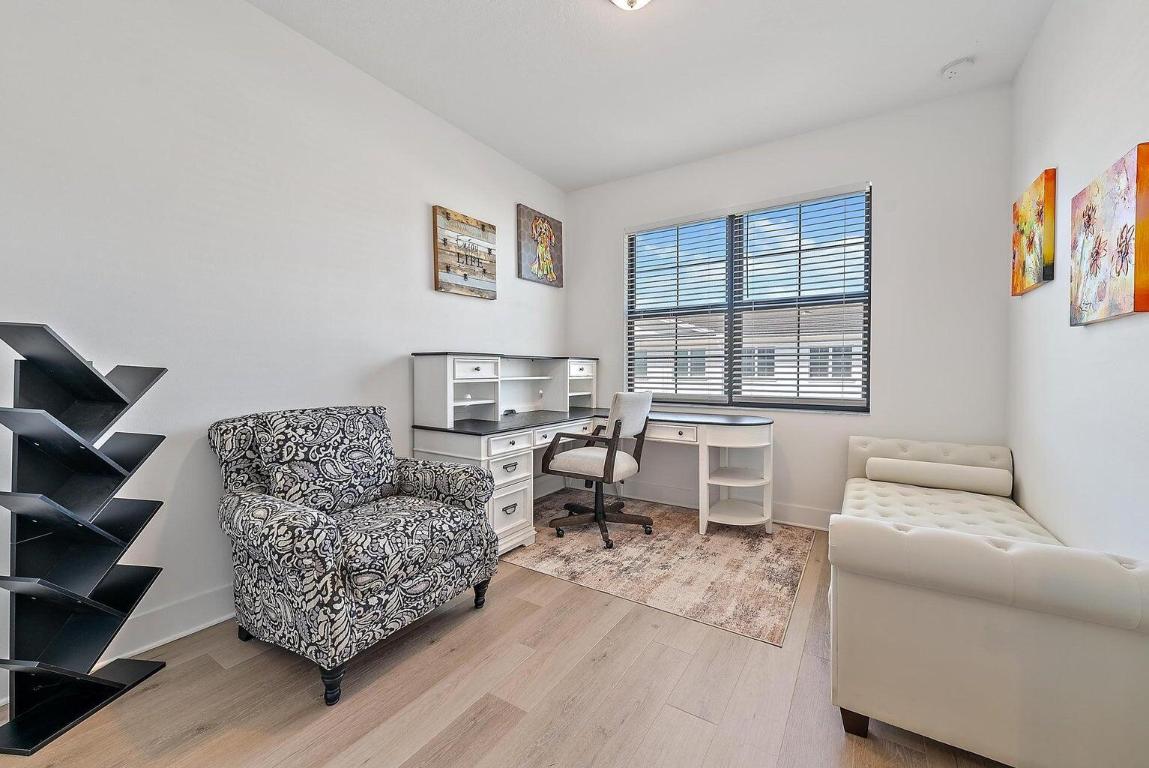 ALTON - Residential Lease