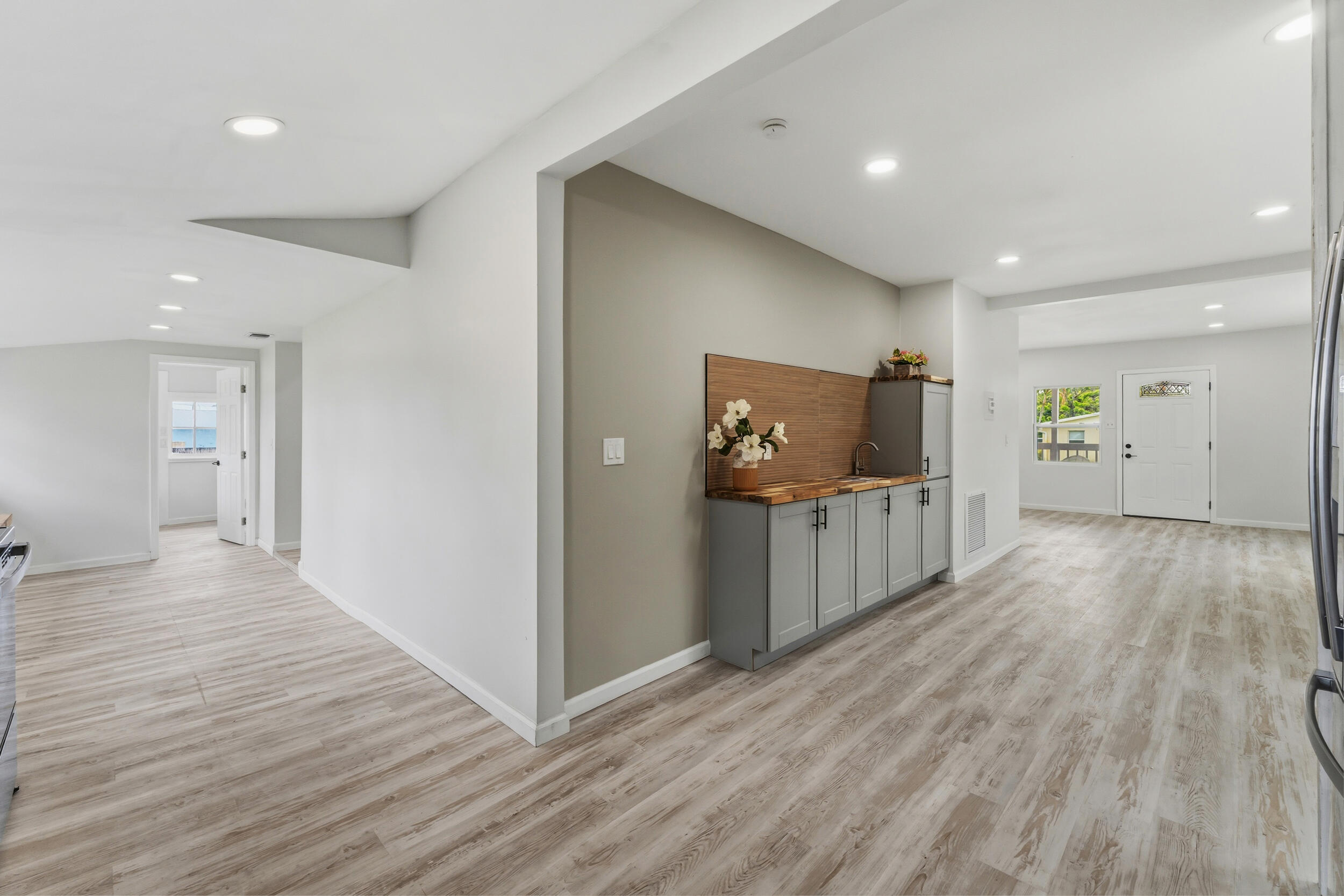 PALM LAKE PARK - Residential