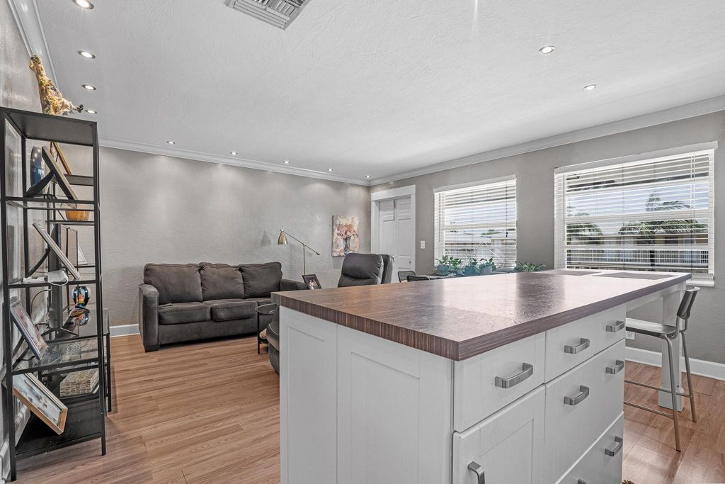 Photo of 4051 NE 13th Avenue #66-3, Oakland Park, FL 33334 (MLS # F10504871)