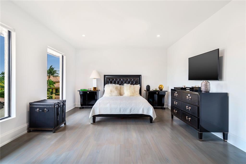 Bay Colony Sec Of The - Residential