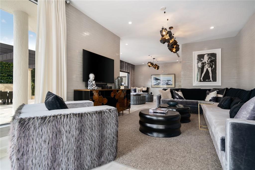 Bay Colony Sec Of The - Residential