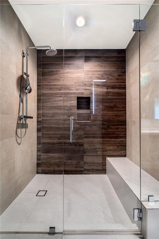 Bay Colony Sec Of The - Residential