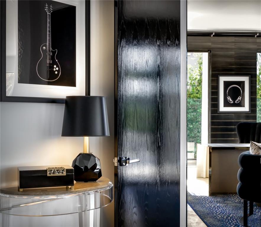 Bay Colony Sec Of The - Residential