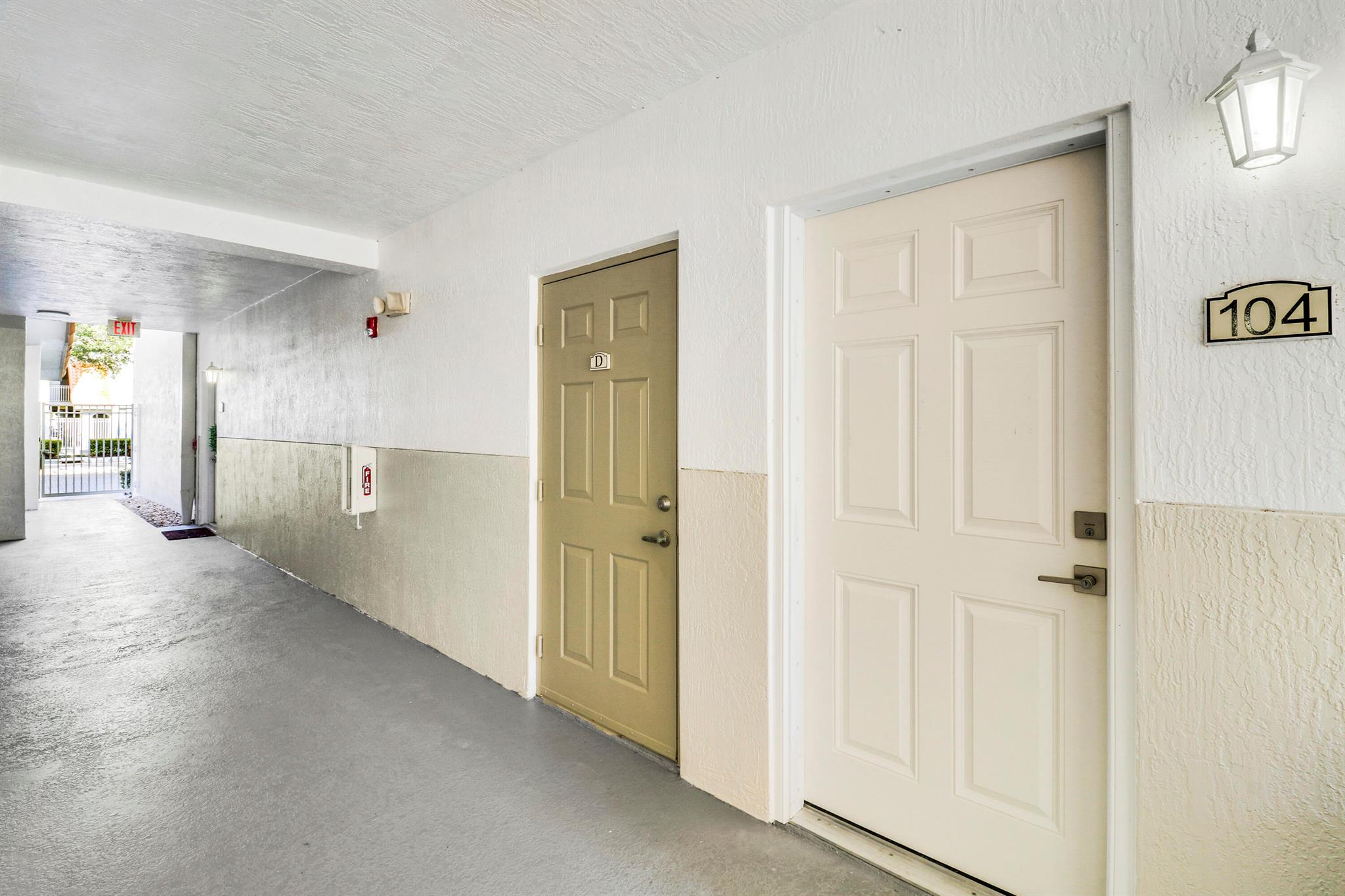 RESIDENCES AT LEGACY PLAC - Residential Lease