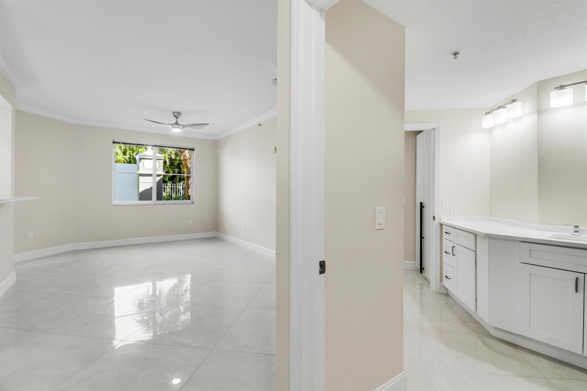 RESIDENCES AT LEGACY PLAC - Residential Lease