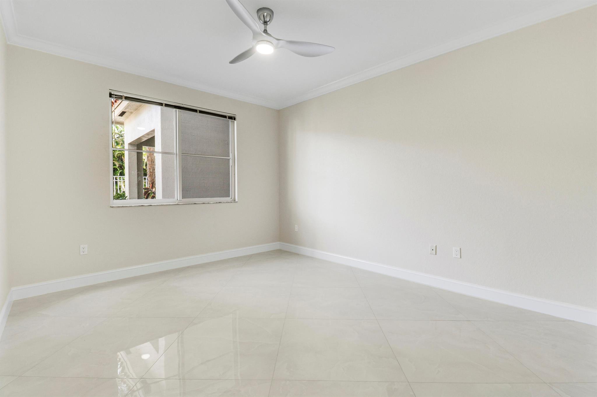 RESIDENCES AT LEGACY PLAC - Residential Lease