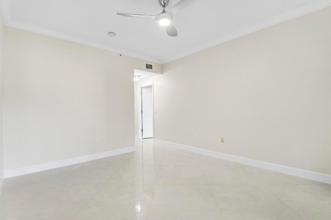 RESIDENCES AT LEGACY PLACE CONDO - Residential Lease