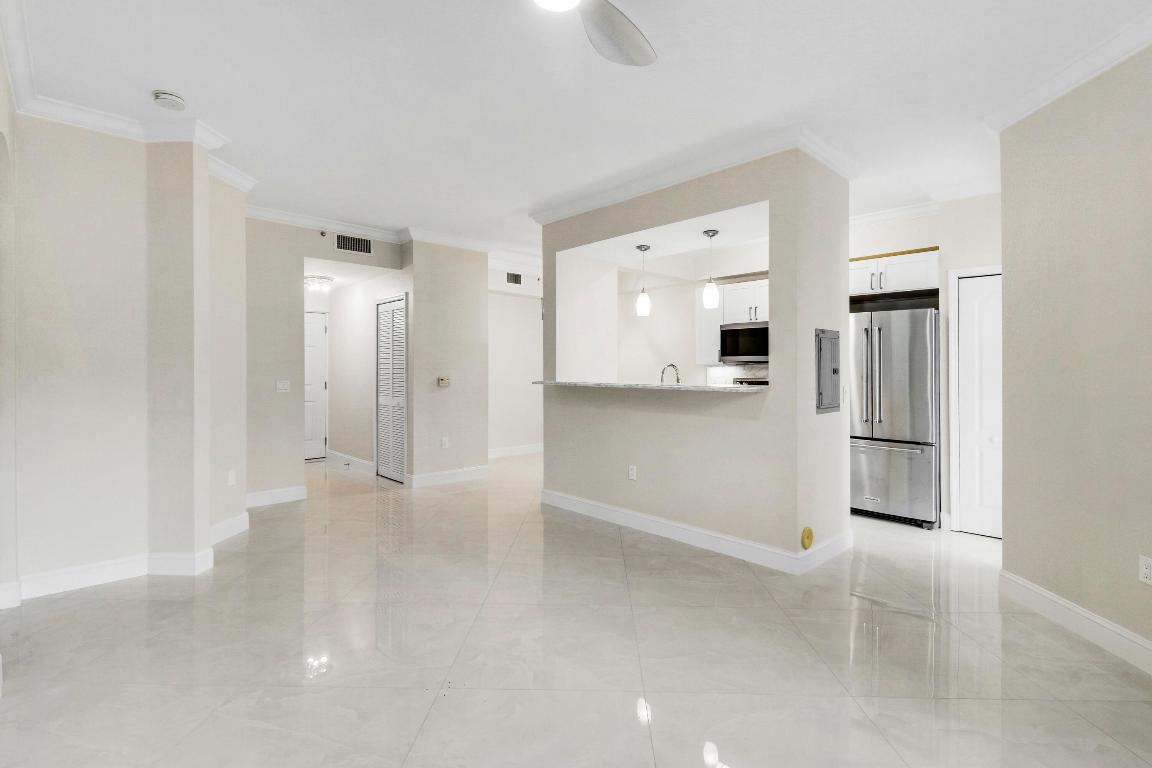 RESIDENCES AT LEGACY PLACE CONDO - Residential Lease