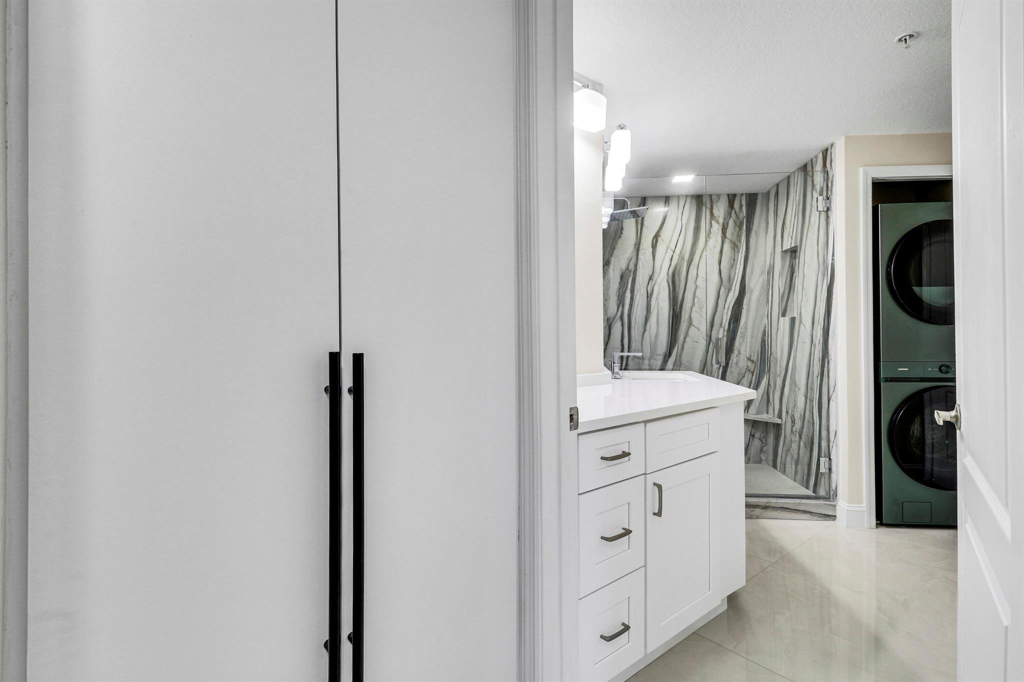 RESIDENCES AT LEGACY PLAC - Residential Lease