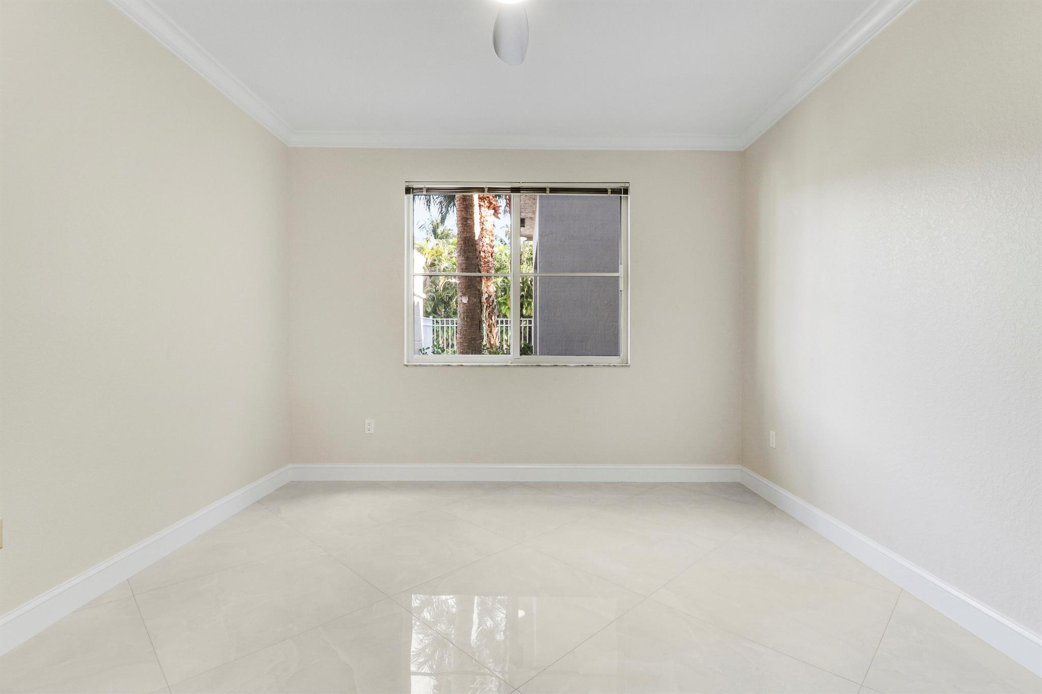 RESIDENCES AT LEGACY PLAC - Residential Lease