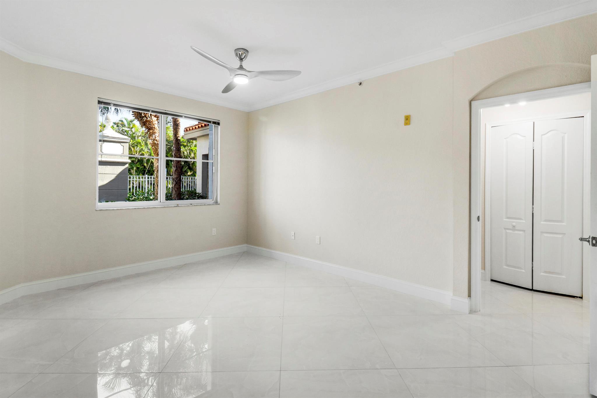 RESIDENCES AT LEGACY PLAC - Residential Lease