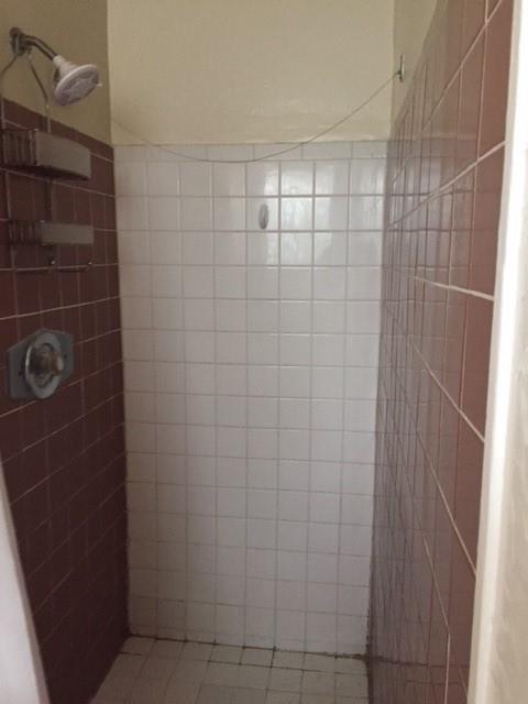 VICTORIA PARK - Residential Lease