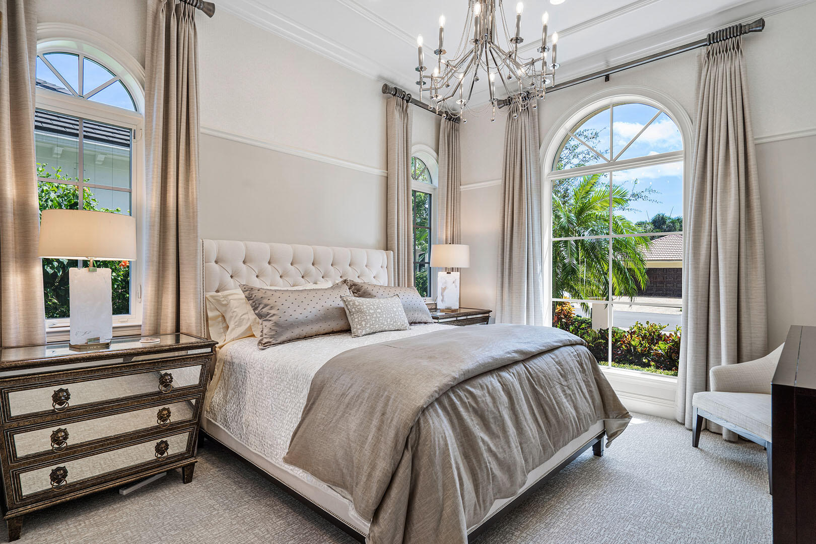 ROYAL PALM YACHT & COUNTRY CLUB - Residential