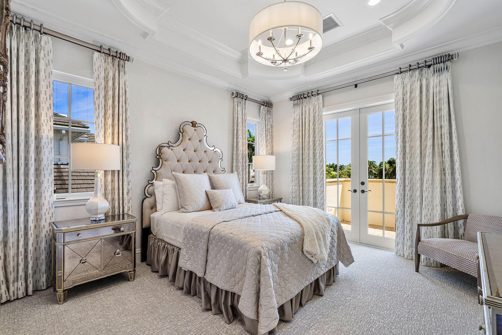 ROYAL PALM YACHT & COUNTR - Residential