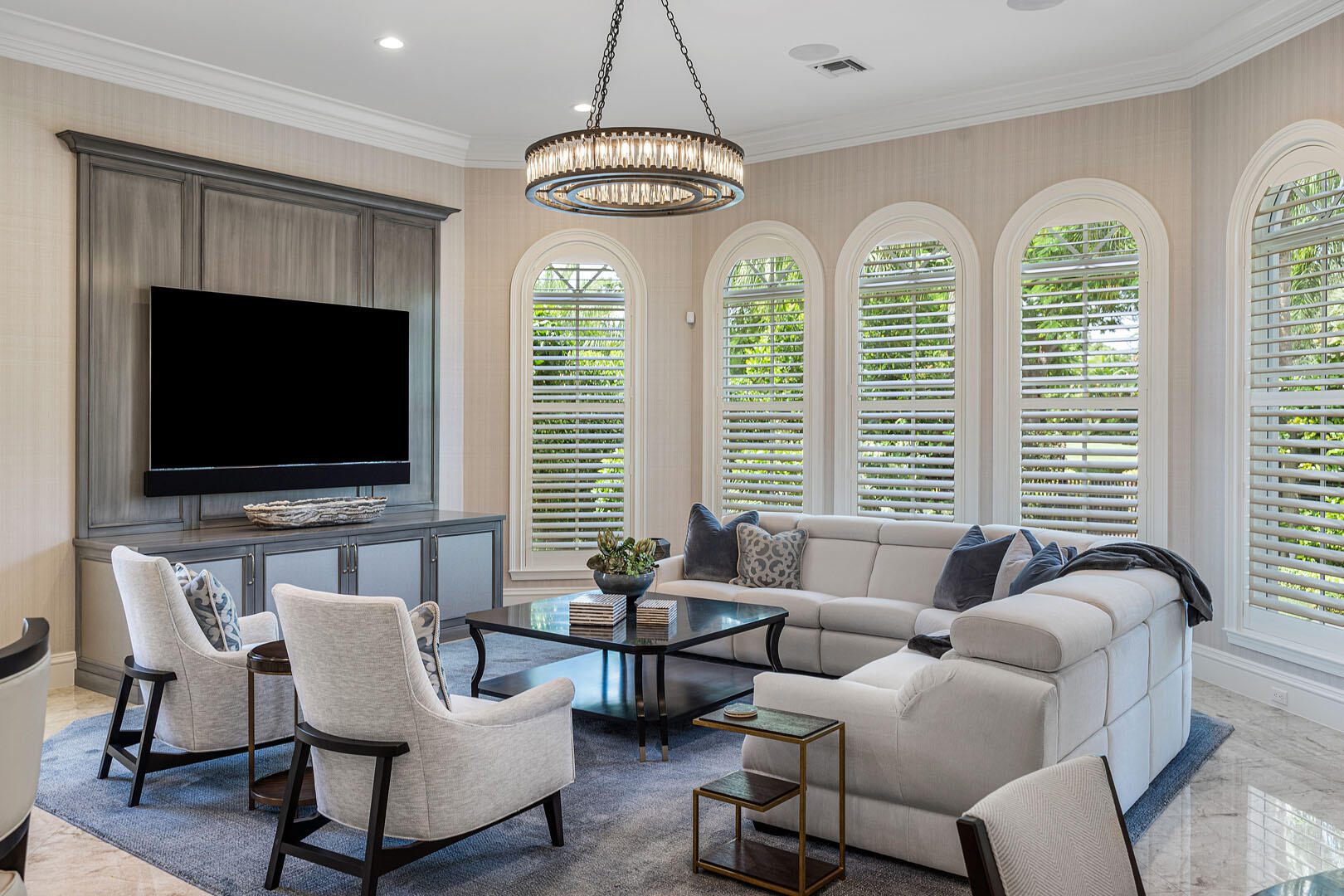 ROYAL PALM YACHT & COUNTRY CLUB - Residential