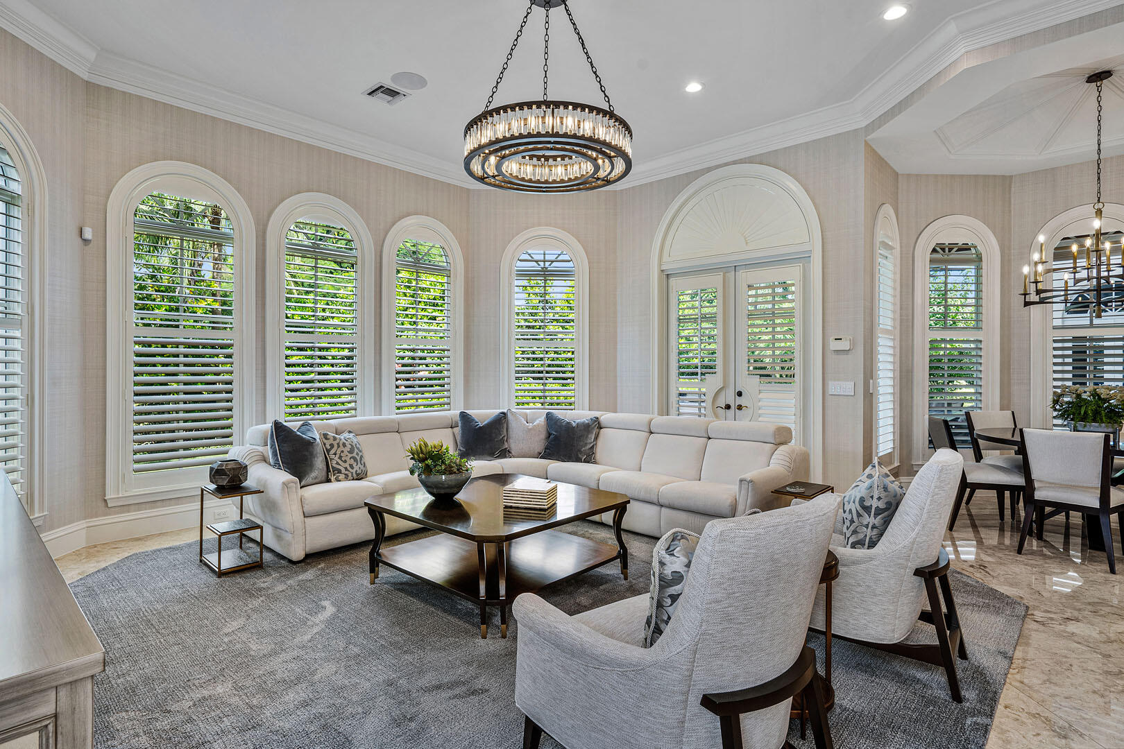 ROYAL PALM YACHT & COUNTRY CLUB - Residential