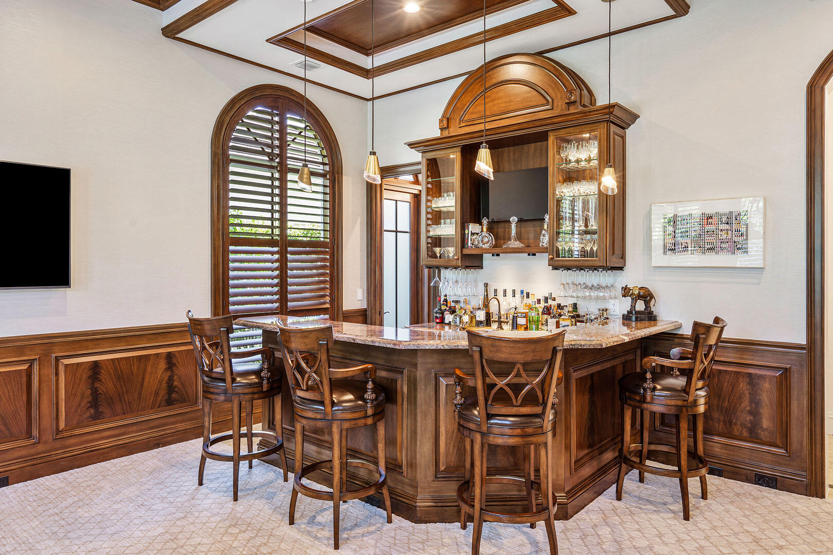 ROYAL PALM YACHT & COUNTRY CLUB - Residential