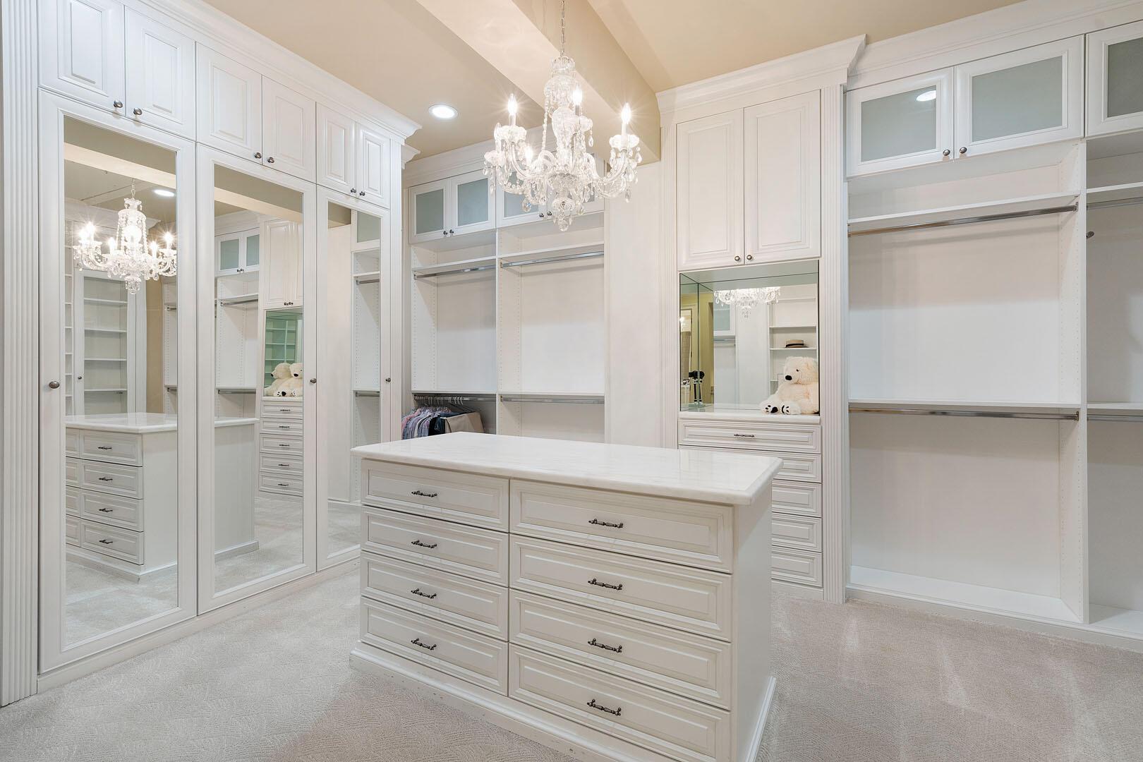 ROYAL PALM YACHT & COUNTR - Residential