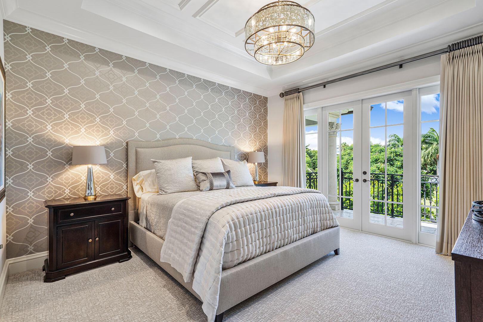 ROYAL PALM YACHT & COUNTR - Residential