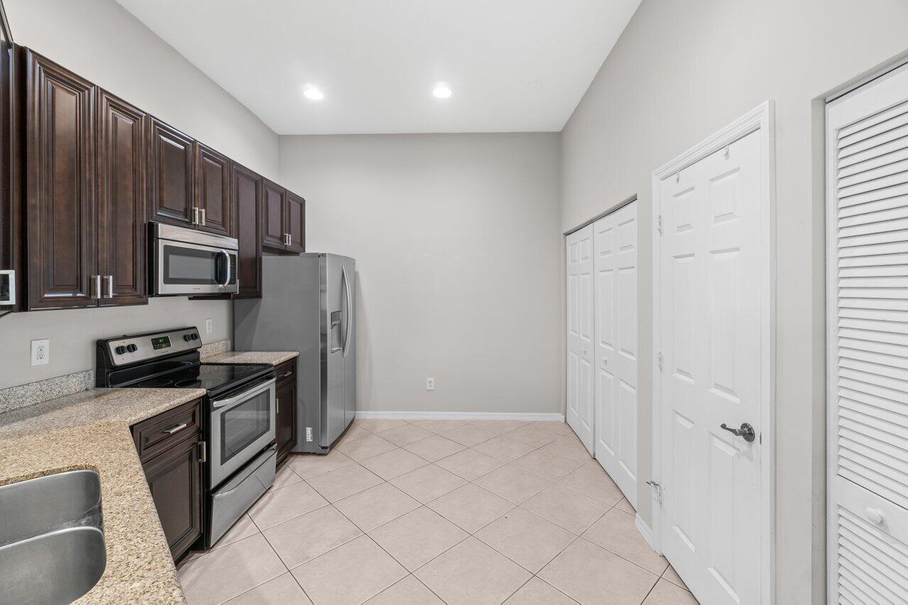 COCONUT KEY - Residential Lease