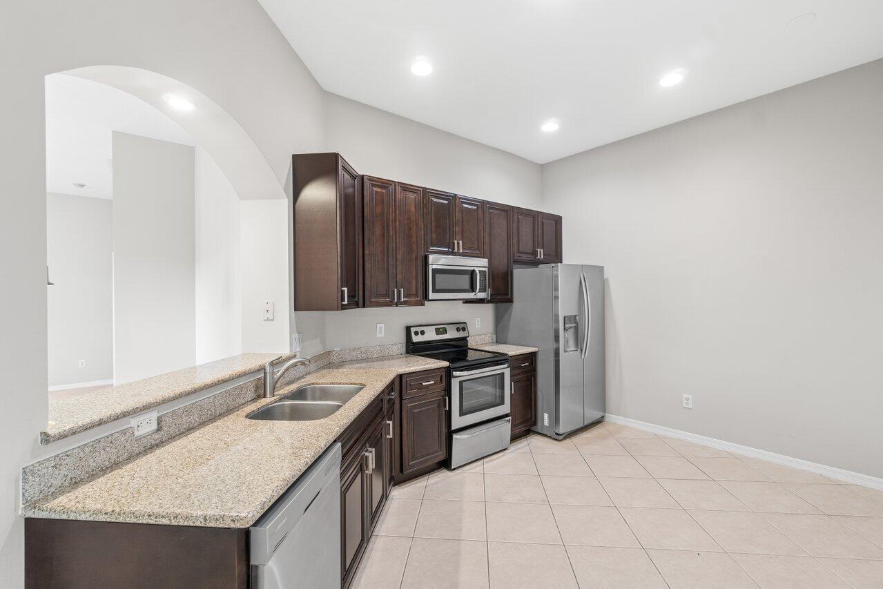 COCONUT KEY - Residential Lease