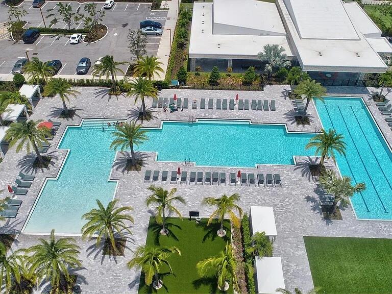 ALTON NEIGHBORHOOD - Residential