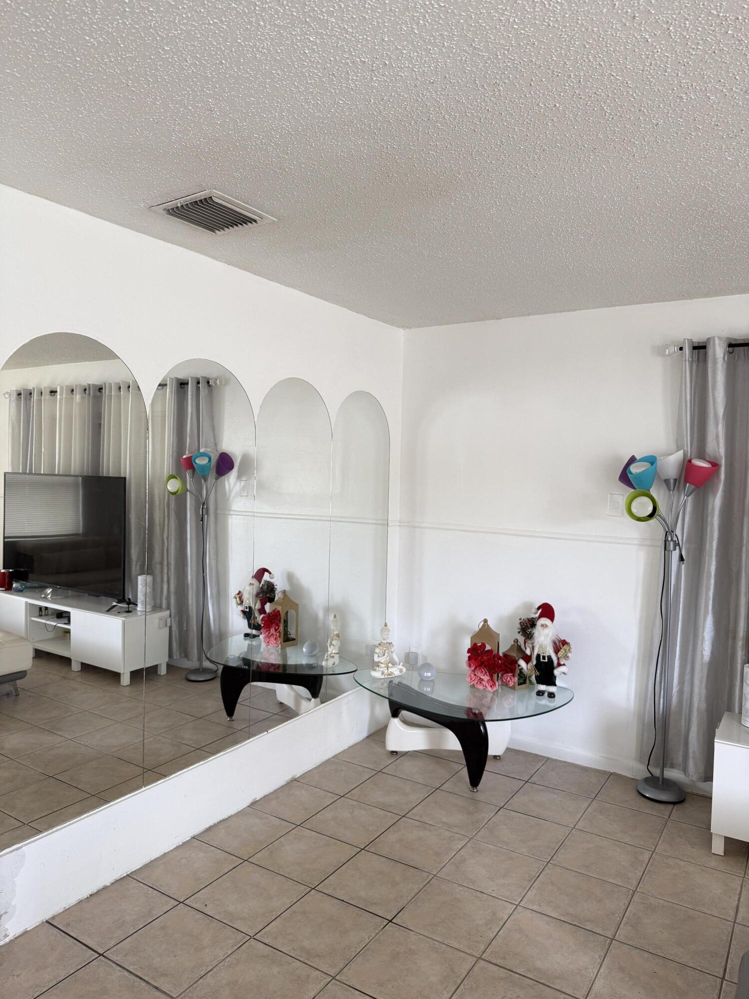 acreage & Unrec - Residential Income