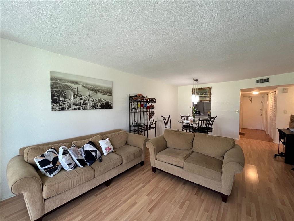 SANDS POINT CONDOMINIUM V - Residential