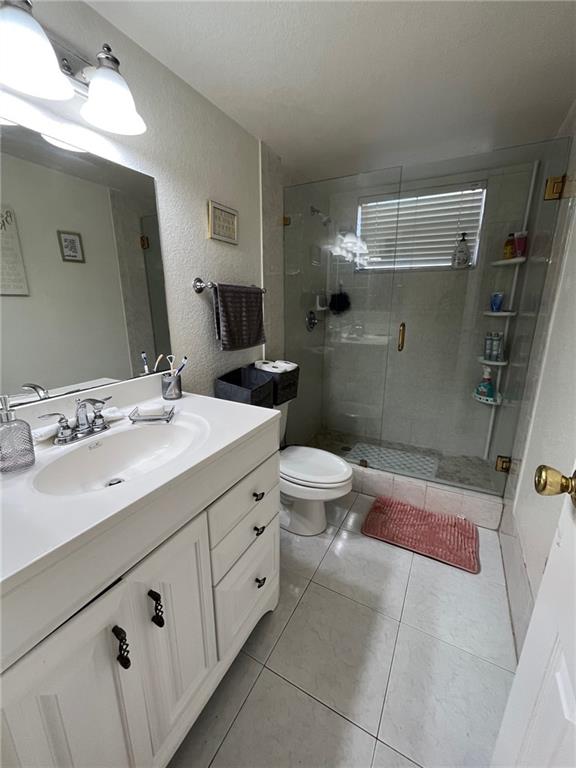 SANDS POINT CONDOMINIUM V - Residential