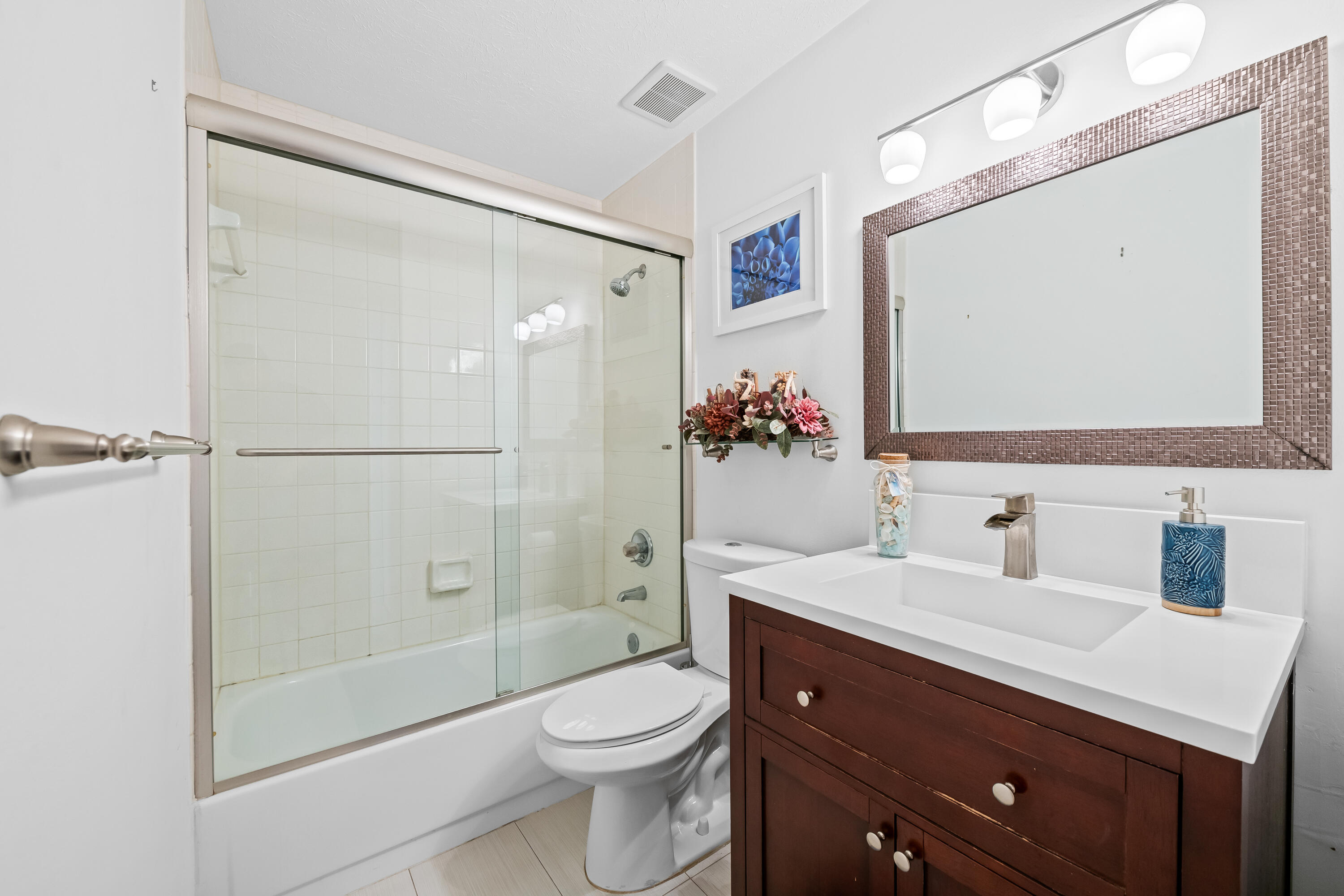 VICTORIA PARK CORR AMEN PLAT - Residential Lease