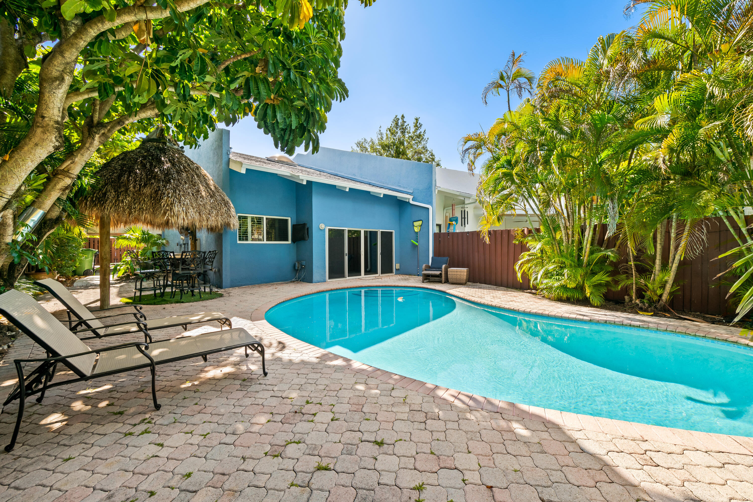 VICTORIA PARK CORR AMEN PLAT - Residential Lease